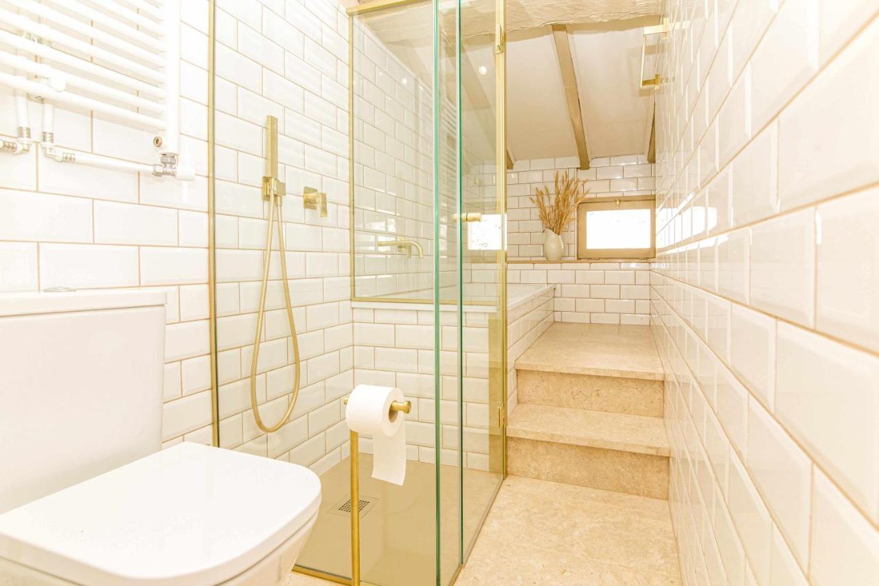 El Molino De Besalu Casa Con Jardin Villa Dış mekan fotoğraf